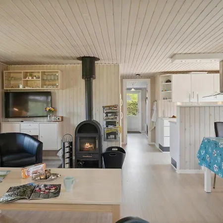 Inan - 300m From The Sea In Ne Jutland By Interhome * Hals