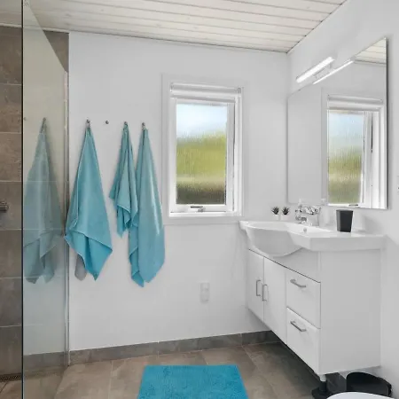 Inan - 300m From The Sea In Ne Jutland By Interhome 別荘 Hals
