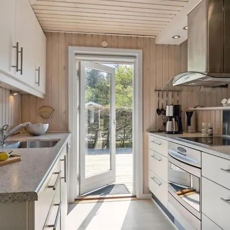別荘 Inan - 300m From The Sea In Ne Jutland By Interhome Hals